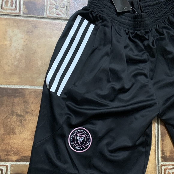 Adidas Inter Miami 2025 Training Shorts Size M - Picture 2 of 4